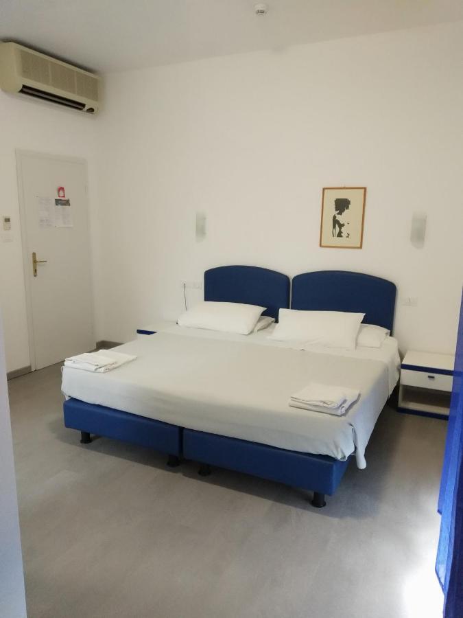 Hotel Otello Punta Marina Kültér fotó