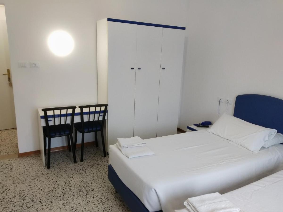 Hotel Otello Punta Marina Kültér fotó