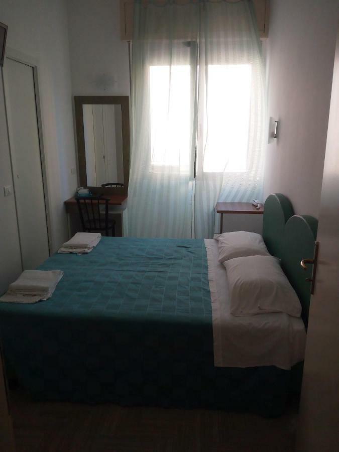 Hotel Otello Punta Marina Kültér fotó