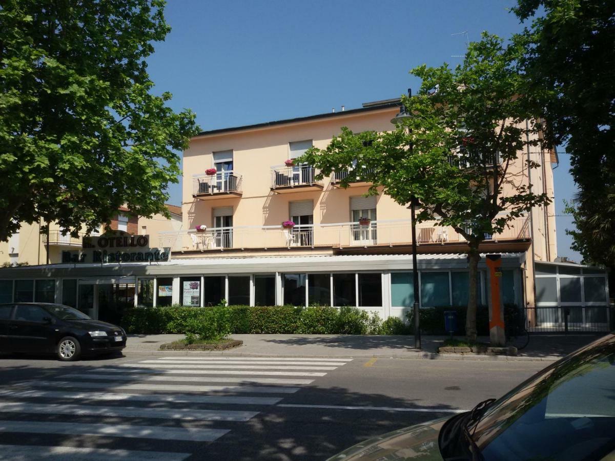 Hotel Otello Punta Marina Kültér fotó